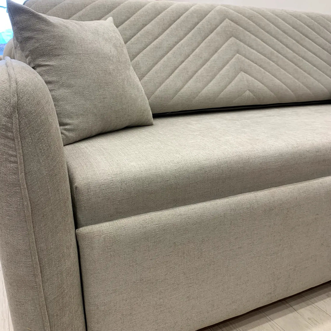 Water Repellent Easy Open 3 Seater Sofa Cum Bed - Lush & Lavish Furniture And Interior, Mumbai