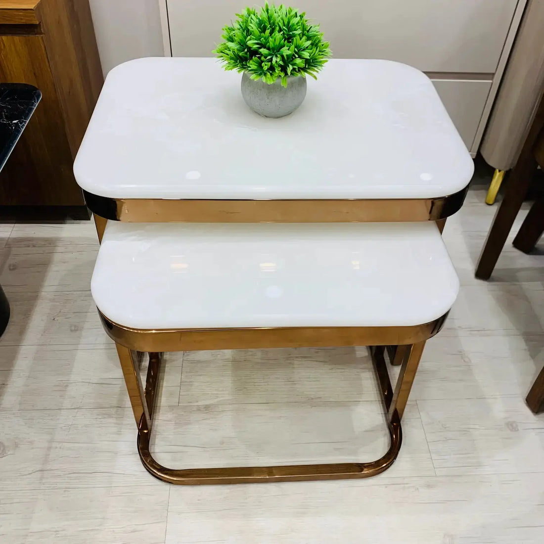 Onyx Top Center Table, Onyx Top PU Coated Stainless Steel Base Center Table By Lush & Lavish Furniture And Interior Mumbai Lush & Lavish